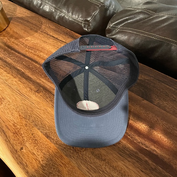 Travis Mathew snap back. Excellent condition - Picture 3 of 3